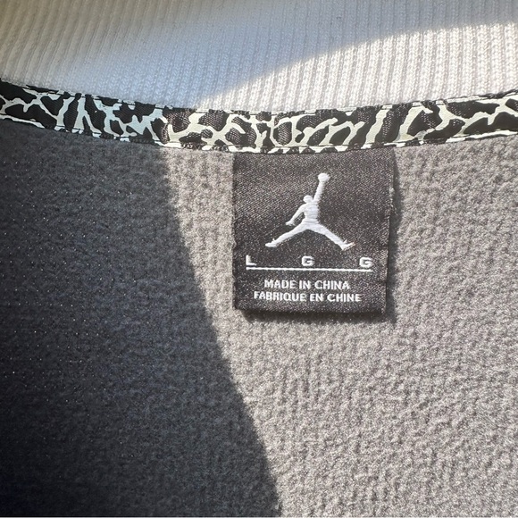 Jordan Varsity Shawl Jacket, size Large. - Picture 3 of 6